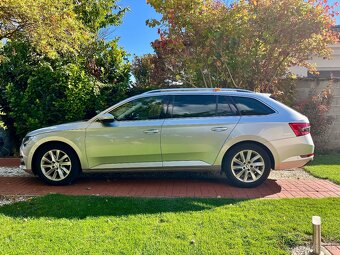 Škoda Superb Combi 2.0 TDI SCR Style Virtual - 4