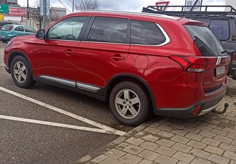 Mitsubishi Outlander 4x4 2.2DID 7-miestne - 4