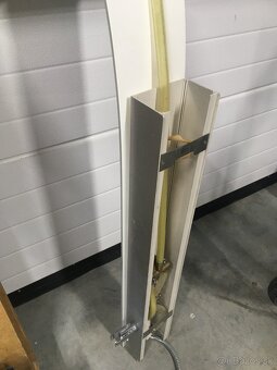 Sprchovy kut so sprchou - 4