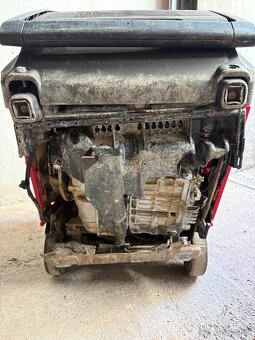 EU30i Honda odhlučnená elektrocentrála - invertor - 4
