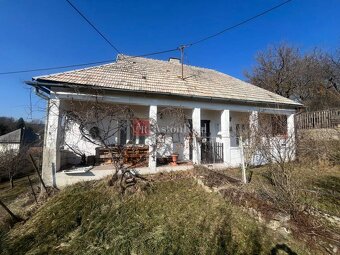 Rodinný dom pri V. Krtíši, pozemok 351 m2 - Malé Straciny - 4