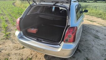 Predám Toyota Avensis T25, r. v. 2007 - 4