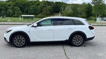 Opel Insignia ST 2.0 CDTI Country Tourer 4x4 AT6 - 4