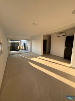 Privlaka - apartmán v novostavbe len 80m od mora - 4