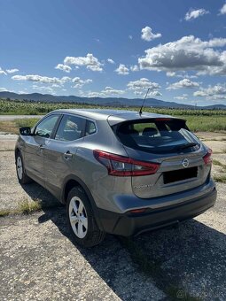Nissan Qashqai s motorom benz. MR16 2017 - 4