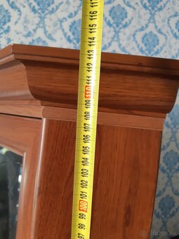 Rohova vitrina rustikalny styl - 4