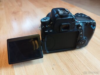 Canon EOS 70D + canon 80-200 f4.5-5.6 - 4