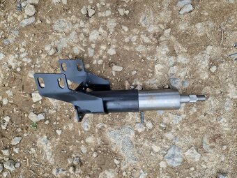 Stĺpik volantu na Zetor 6340 - 4