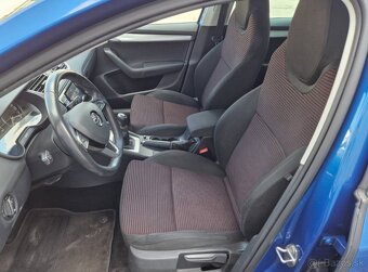 Škoda Octavia Combi 2.0 TDI Elegance/Style - 4