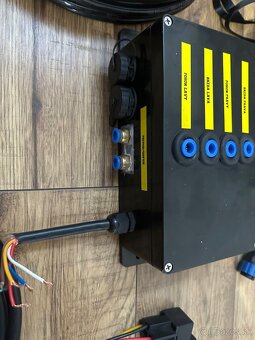 Predam dialkove ovladanie navijaku 12/24v IRUM,DTN - 4