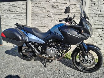 Suzuki v strom 650 najazdené iba 17 300 km - 4
