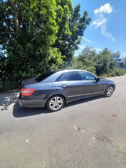 Mercedes E 220D,W212 - 4