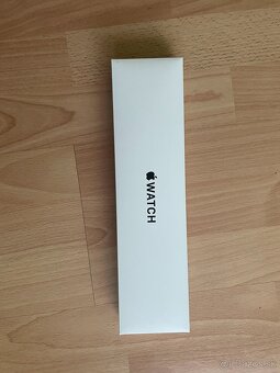 Apple Watch SE 2. generácie, 44 mm — výborný stav - 4