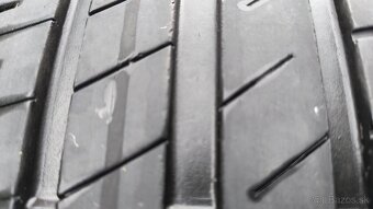 Pneu Goodyear 195/55 R 15 - 4