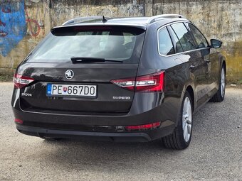 Škoda Superb 2.0TDI Style 110kW DSG - 4