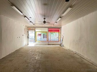 2344 NA PREDAJ V CENTRE MESTA KOMÁRNO BUDOVA S VÝKLADOM - 4