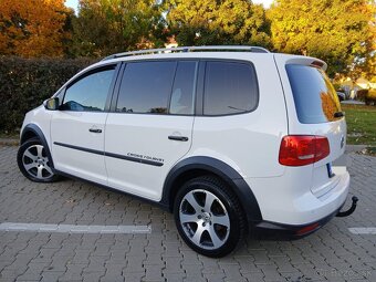 Volkswagen touran 2.0 tdi cross 7-miestne - 4