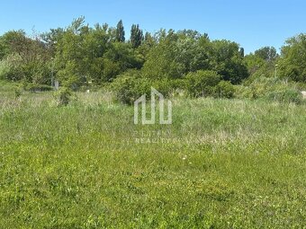 Stavebný pozemok v blízkosti golfového ihriska a kúpeľov Pie - 4