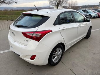 Hyundai i30 1.4i Benzin MPI DOHC CVVT Comfort//SK VOZIDLO// - 4