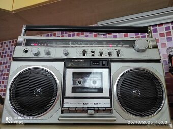 TOSHIBA BOOMBOX GHETTOBLASTER - 4