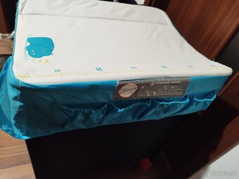 Detská cestovná postieľka + prebaľovacia podložka - 4
