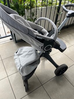 Predám kočík Stokke Xplory V5 – zachovalý stav + boh - 4