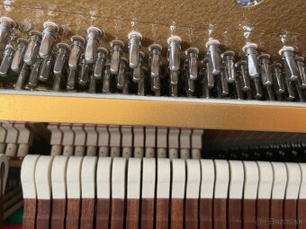 Predám klavír Bechstein, sériové číslo 208586. - 4