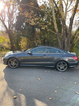 Mercedes-Benz E350 coupe AMG BlueEfficiency - 4