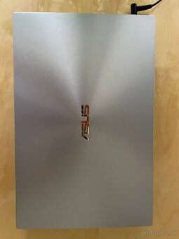 ASUS ZenBook UX431DA – elegantný a výkonný notebook na prácu - 4