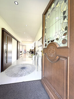 Exkluzívne iba u nás Reality KOMPLEX s.r.o. Vám ponúkana - 4