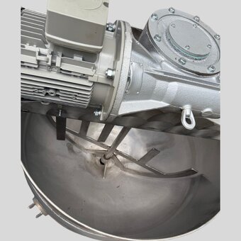 Predám priemyselný miesič/hnetač s duplikátorom – 500 l - 4