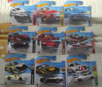 HOT WHEELS - 4