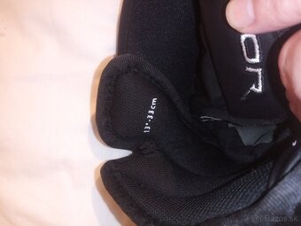 Hokejova vystroj - 4