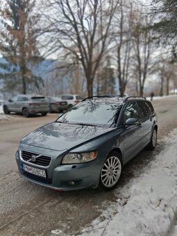 Volvo V50 - 4