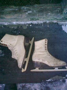 retro dievčenske korčule - 4