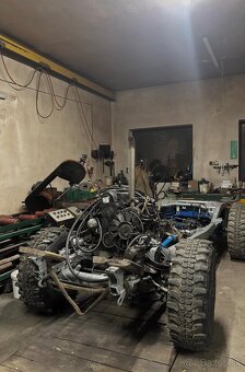 Mitsubushi Pajero 2 - 4