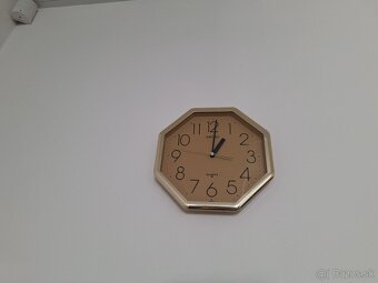Nastenne hodiny - 4