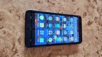Prestigio MultiPhone PAP5300 Duo - 4