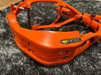 Rám z ktm sxf 450 2022, nádrž, - 4