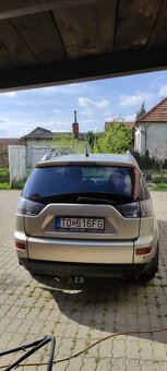 Mitsubishi Outlander 2.0 TDI 103 kw - 4