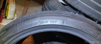 Predam 235/40 r19 letne 3 ks - 4