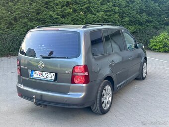 Volkswagen Touran 1.9TDI - 4