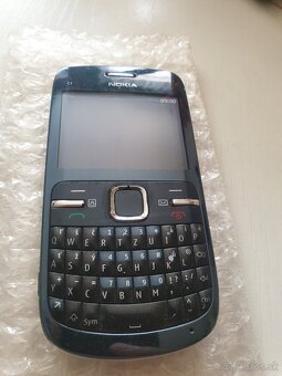 Nokia C3-00 - 4