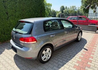 Volkswagen Golf 1,4 TSi - Pravidelný servis benzín manuál - 4