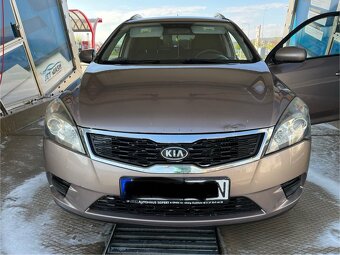 KIA ceed - 4