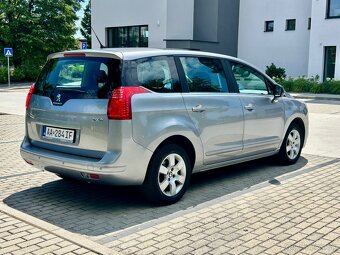 Peugeot 5008 1,6 Benzin 2014 Panorama - 4