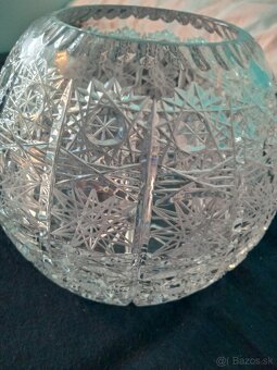 Predám 3 x guľaté ručne brúsené krištáľové vázy. - 4