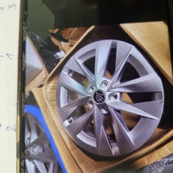 ROTARE. R17 Alu kola nové Škoda Octavia 4 - 4