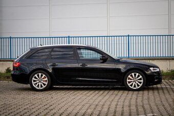 Audi A4 Avant 2.0 TDI quattro S tronic / AJ NA SPLÁTKY / - 4