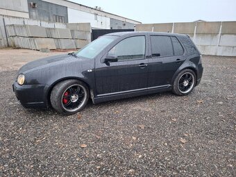 VW Golf 4 - 4